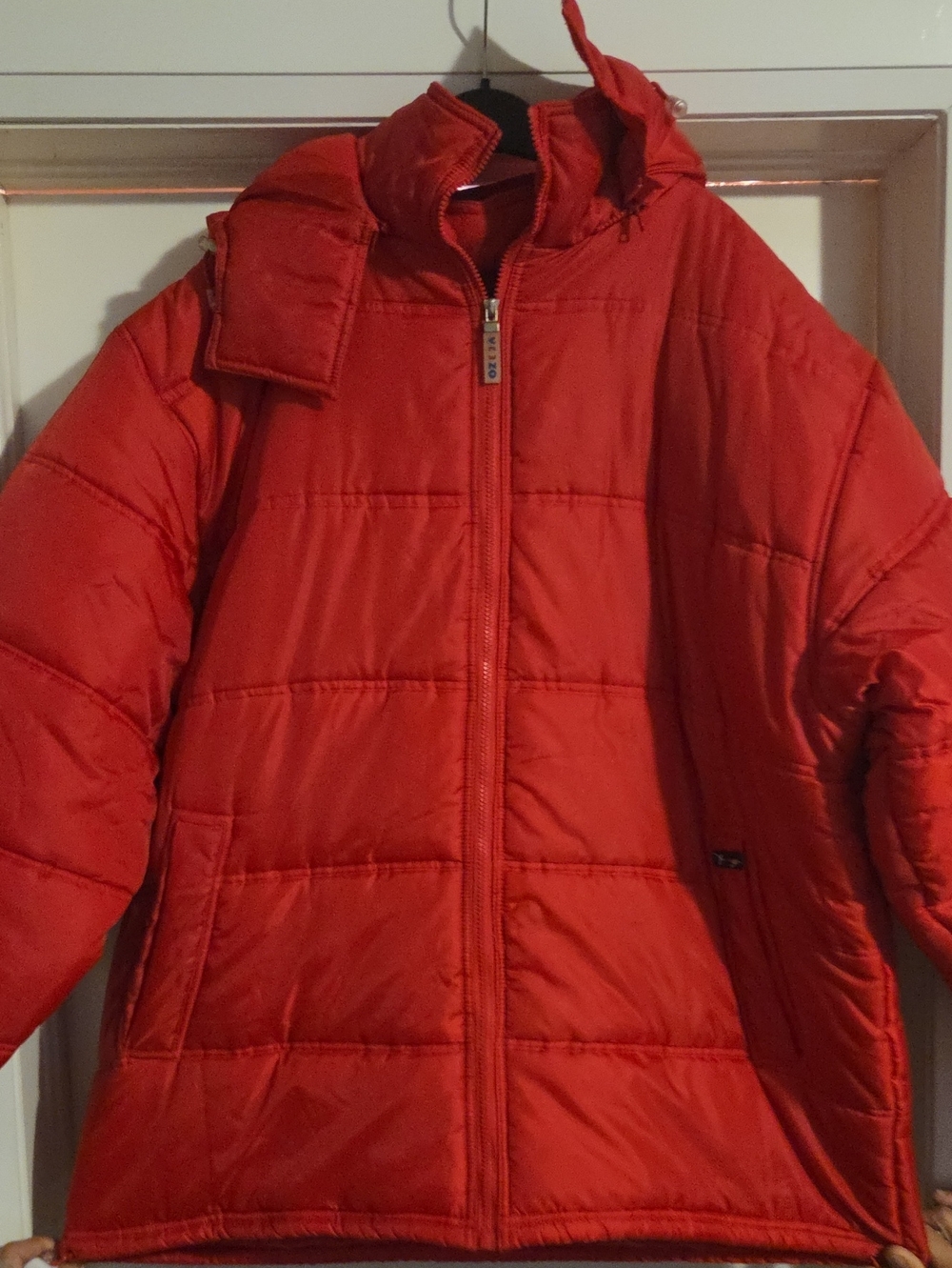 NWT VEEZO Red Women's Puffer Jacket with High Collar